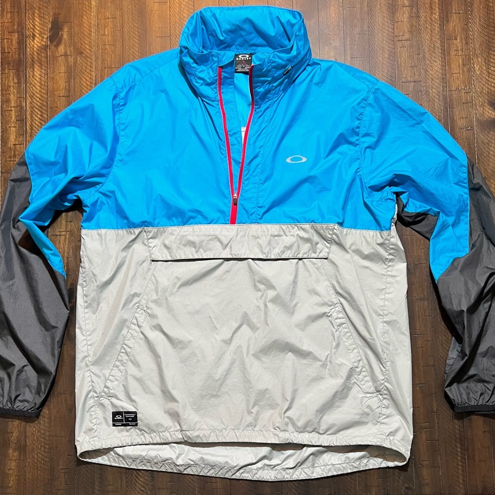 Oakley Windbreaker
